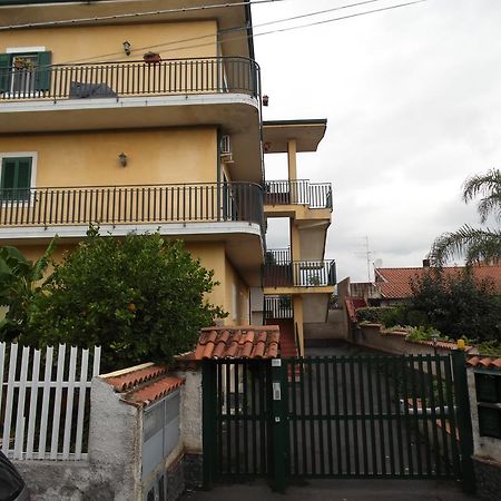 Hotel Oasi Puntese à Tremestieri Etneo Extérieur photo