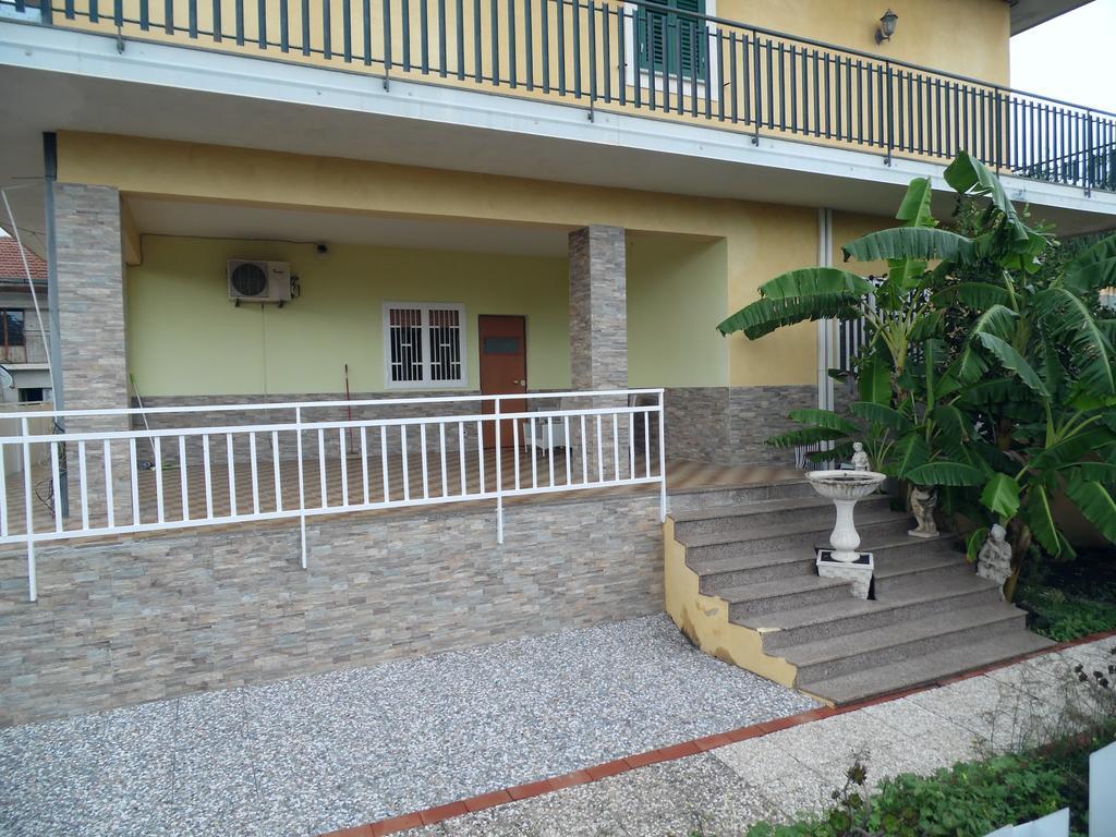 Hotel Oasi Puntese à Tremestieri Etneo Extérieur photo